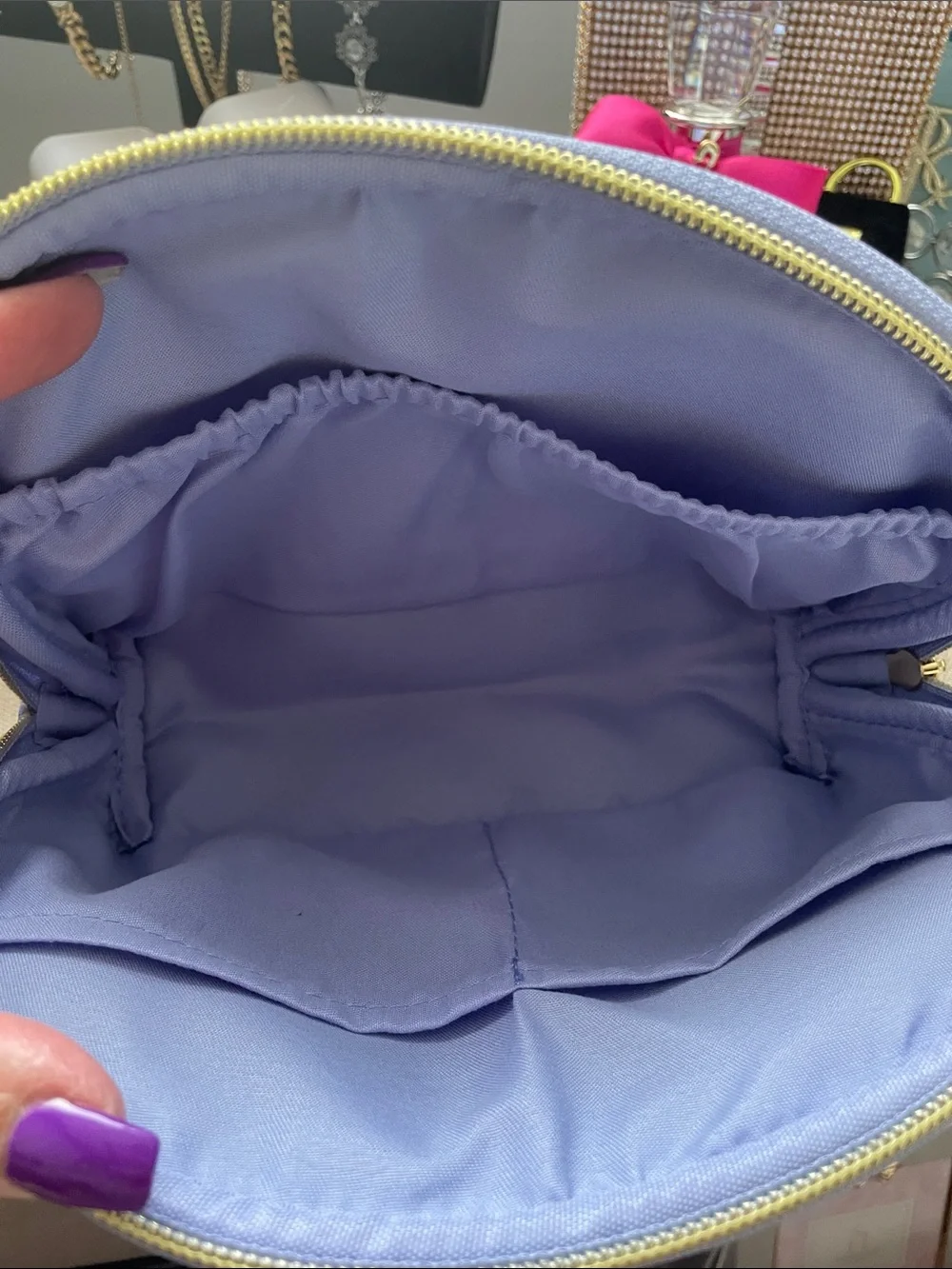 ✨Dolce & Gabbana Lavender Leather Cosmetic Pouch✨NEW